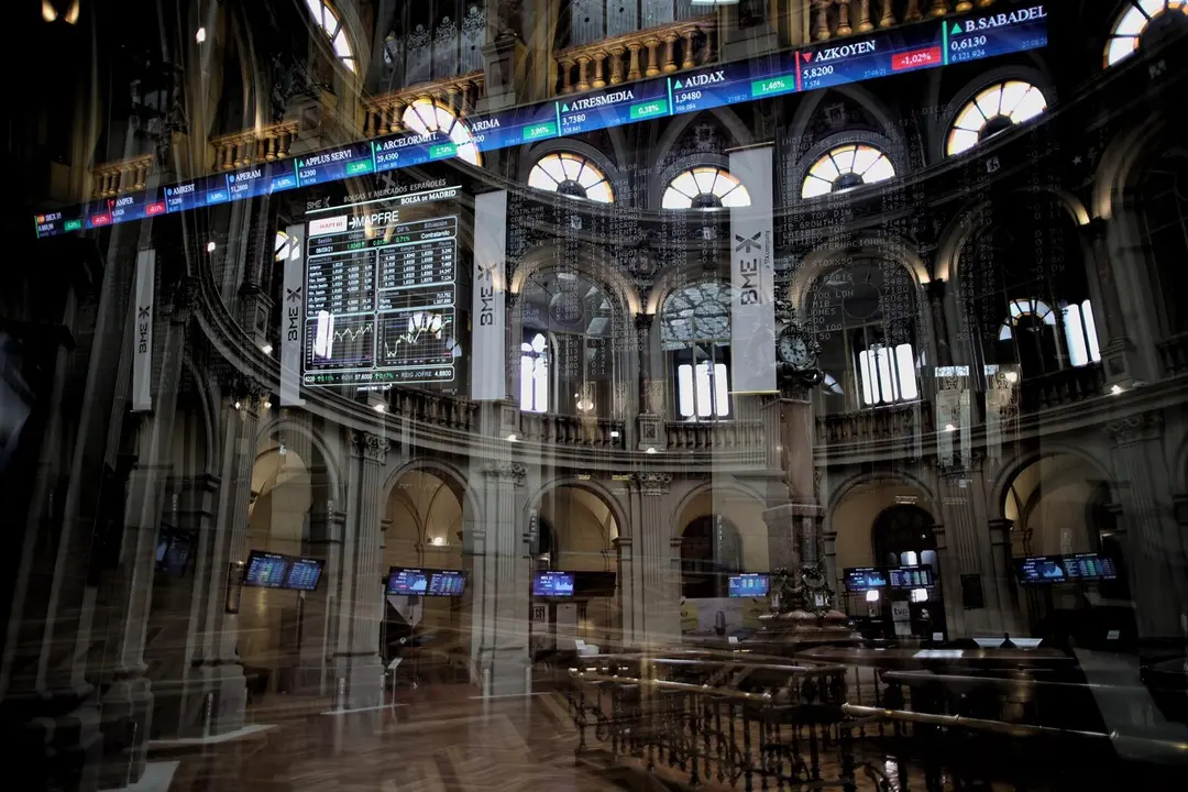 Valores del Ibex 35 en el Palacio de la Bolsa de Madrid, a 6 de septiembre de 2021, en Madrid (Espa&ntilde;a). - Eduardo Parra - Europa Press
