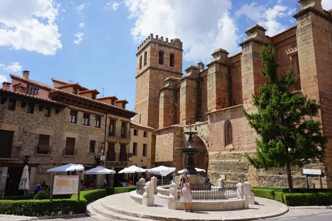 El pueblo de Teruel que tiene 'enamorados' a los valencianos: lleno de historia