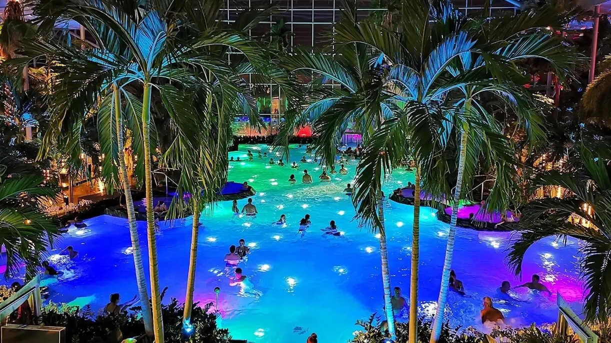 El 'Par&iacute;s del Este': el balneario m&aacute;s grande del Europa con vuelo directo desde Zaragoza