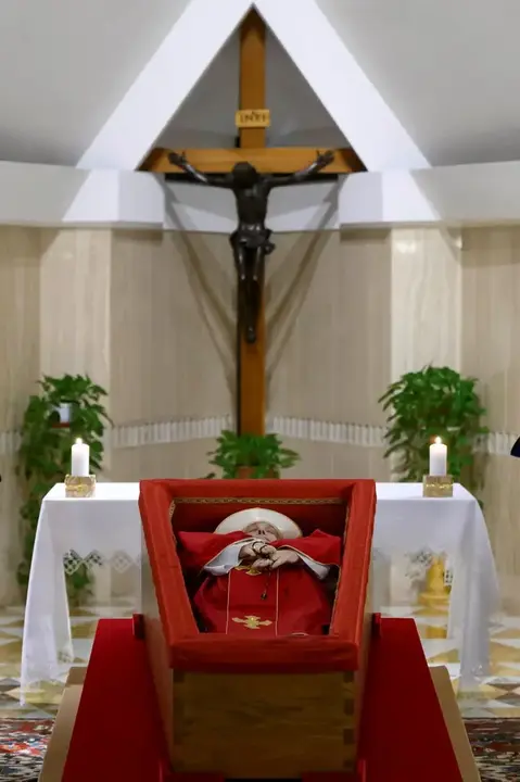 F&eacute;retro del papa Francisco en El Vaticano