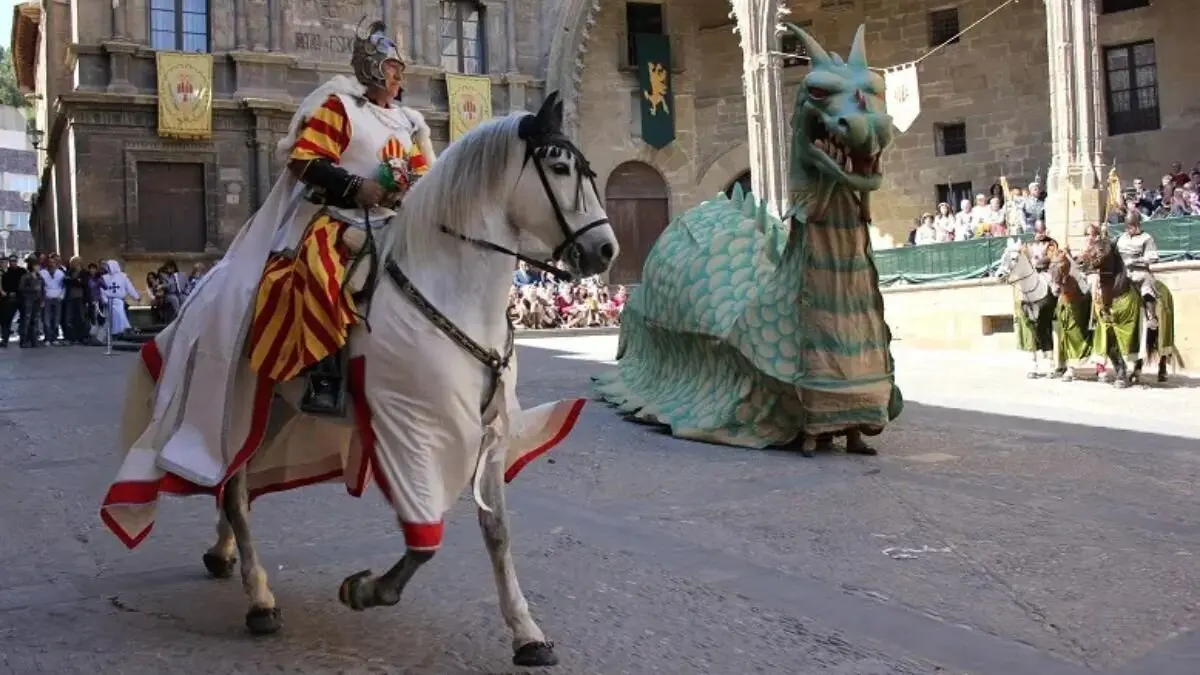 Imagen de archivo del Vencimiento del Drag&oacute;n, en Alca&ntilde;iz.