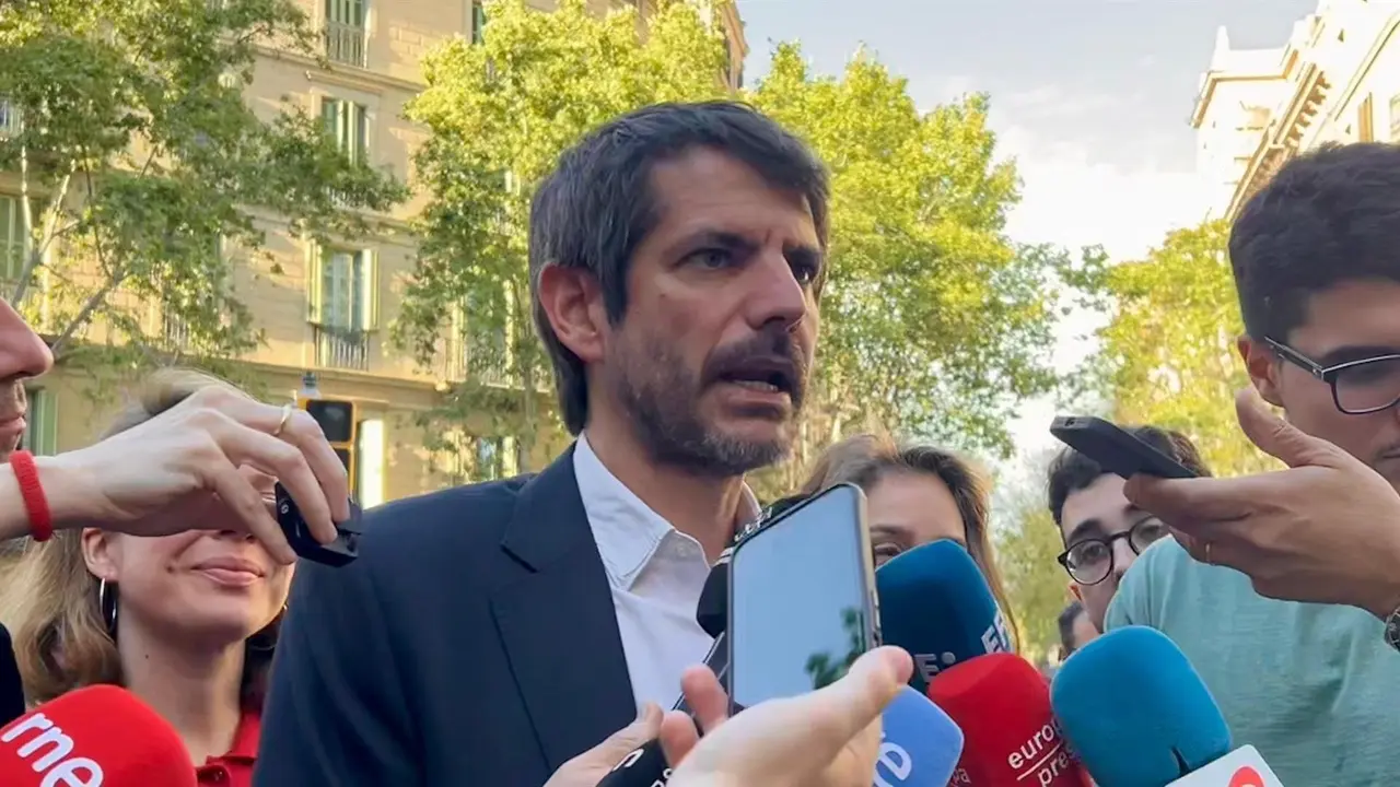 El ministro de Cultura y portavoz de Sumar, Ernest Urtasun, en Barcelona / EP