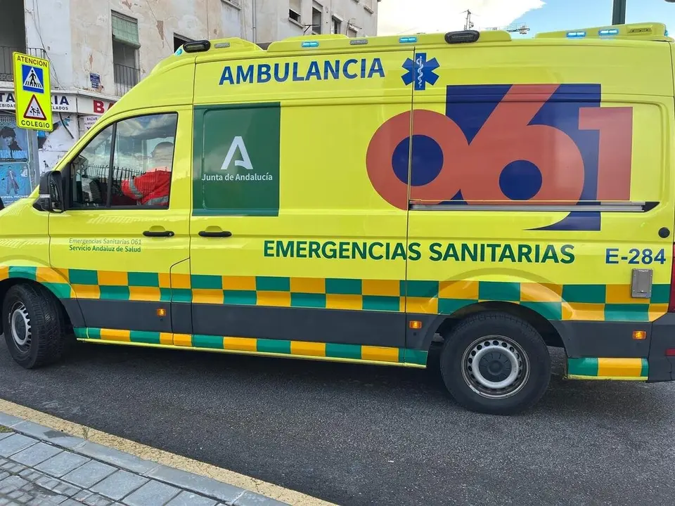 Archivo - Ambulancia de emergencias sanitarias del 061. - EUROPA PRESS - Archivo