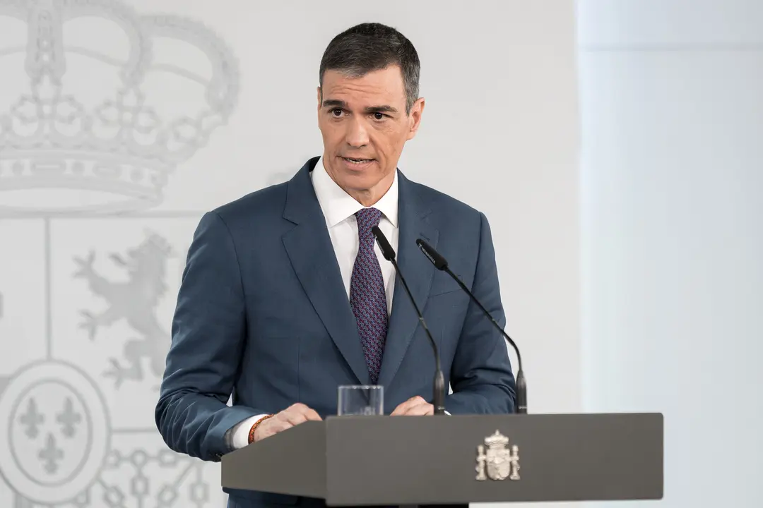 El presidente del Gobierno, Pedro S&aacute;nchez, comparece en la Moncloa por el apag&oacute;n