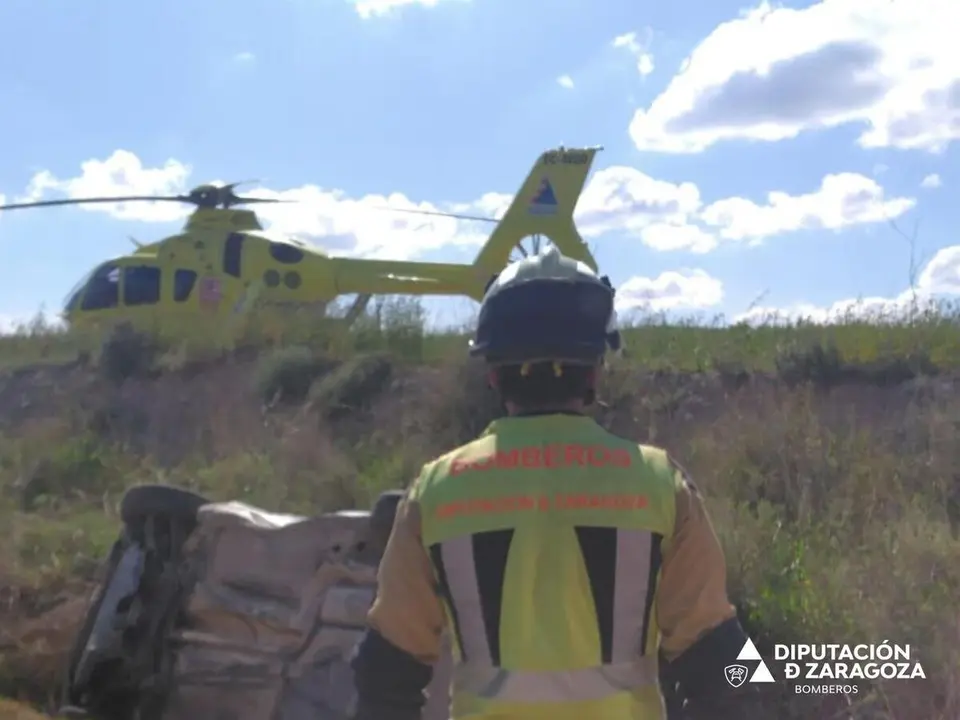 El helic&oacute;ptero ha trasladado a la mujer herida al hospital. - DIPUTACI&Oacute;N DE ZARAGOZA