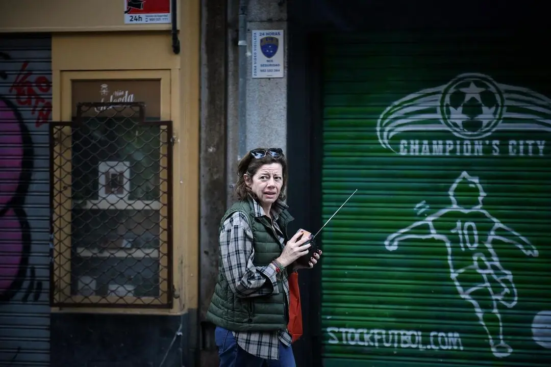 La radio reina durante el apag&oacute;n: el 71% de los espa&ntilde;oles recurrieron a ella ./ Europa Press