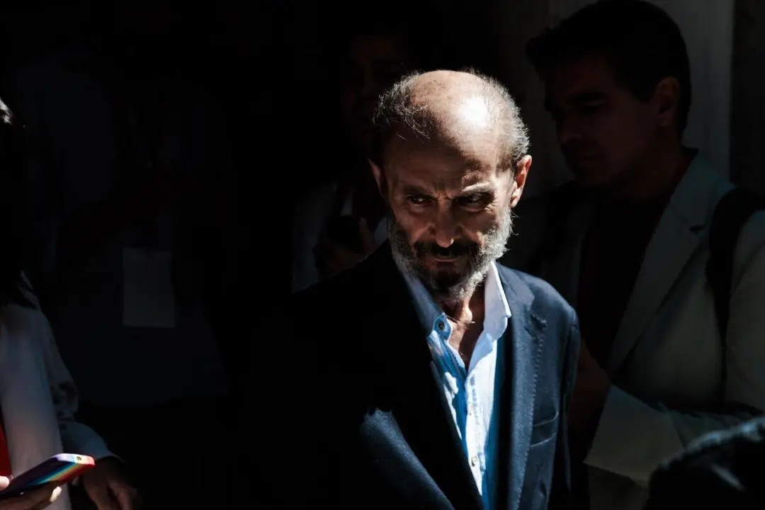 El expresidente del Ejecutivo aragon&eacute;s, Javier Lamb&aacute;n, a su salida de la reuni&oacute;n del Comit&eacute; Federal del PSOE, en la sede federal del PSOE, a 7 de septiembre de 2024, en Madrid (Espa&ntilde;a). - Carlos Luj&aacute;n - Europa Press