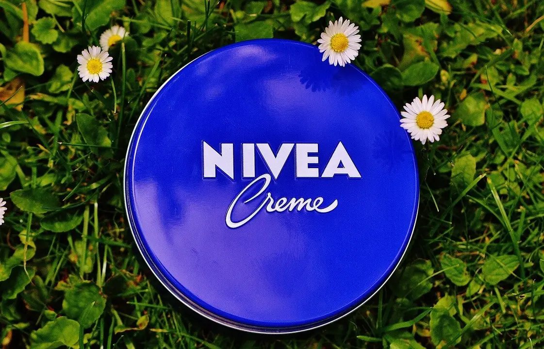 Nivea.