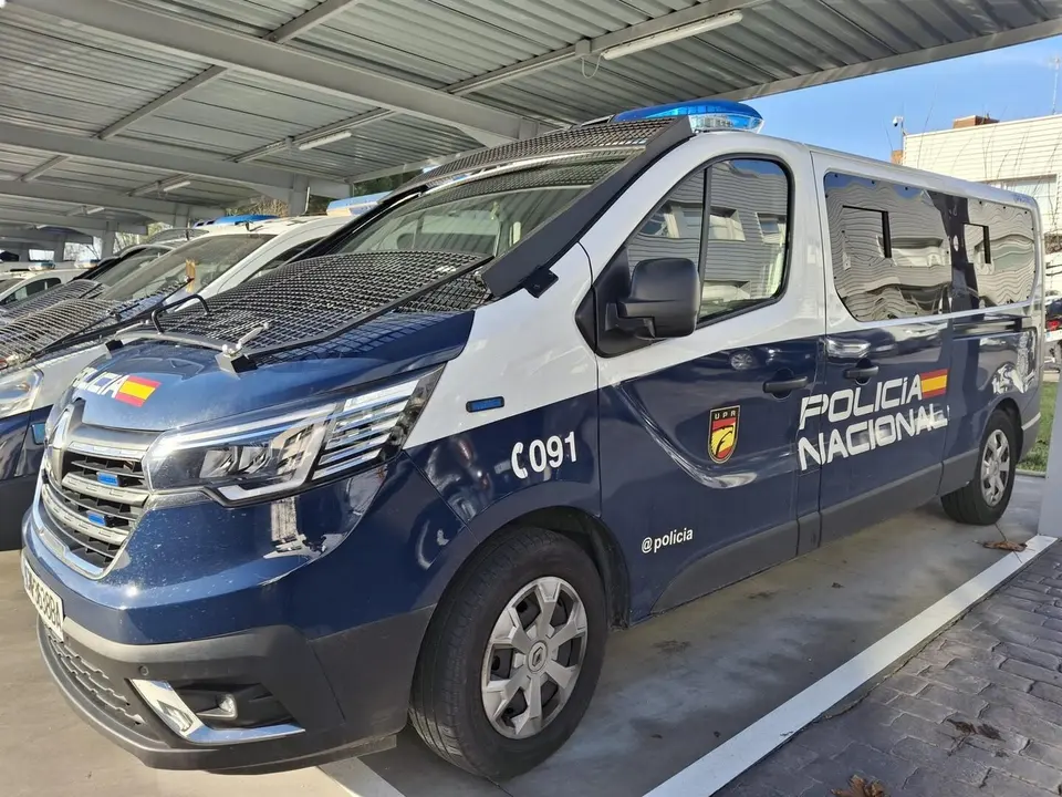 Furgoneta de la Polic&iacute;a Nacional. / POLIC&Iacute;A NACIONAL