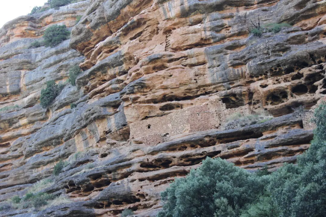 Esta ermita, camuflada en un barranco de La Sotonera ./ Turismo Hoya de Huesca