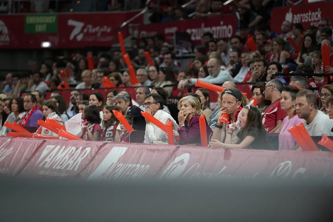 Afici&oacute;n de Casademont Zaragoza ante Valencia Basket / &Aacute;lvaro Calvo
