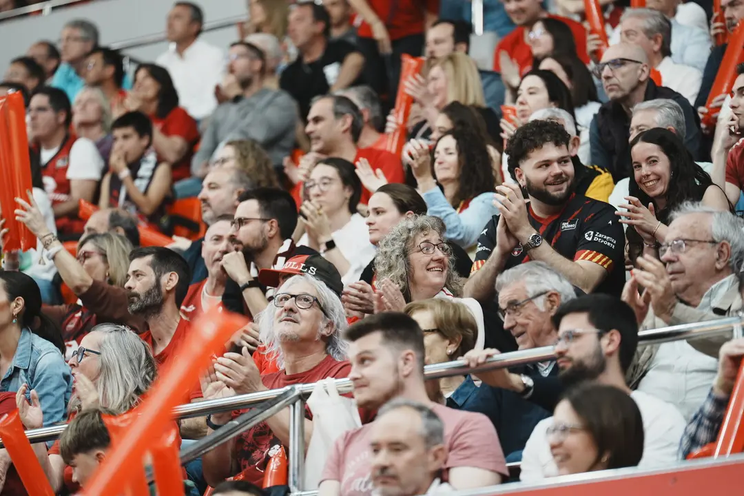 Afici&oacute;n de Casademont Zaragoza ante Valencia Basket / &Aacute;lvaro Calvo