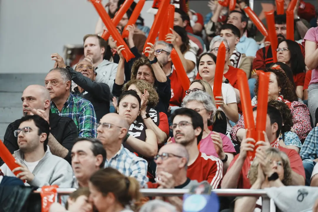 Afici&oacute;n de Casademont Zaragoza ante Valencia Basket / &Aacute;lvaro Calvo