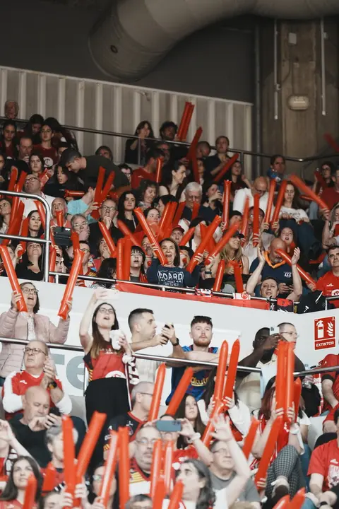 Afici&oacute;n de Casademont Zaragoza ante Valencia Basket / &Aacute;lvaro Calvo