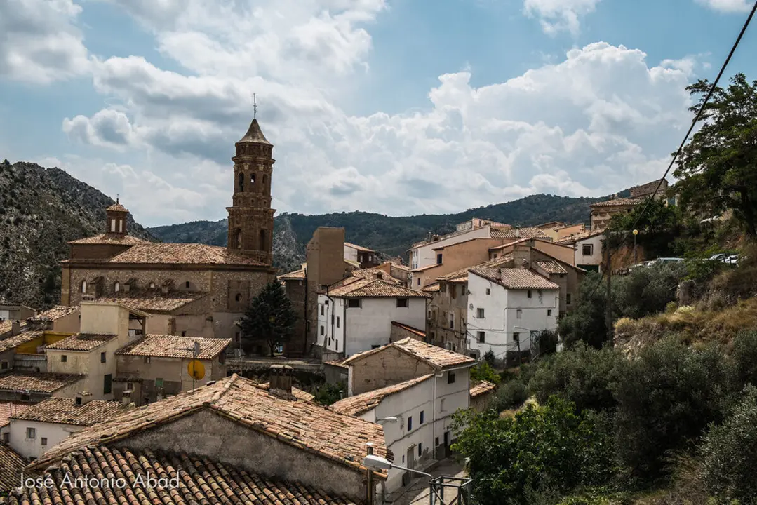 Un pueblo de Teruel / Jos&eacute; Antonio Abad
