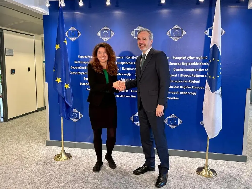 El presidente del Gobierno aragon&eacute;s, Jorge Azc&oacute;n, en Bruselas