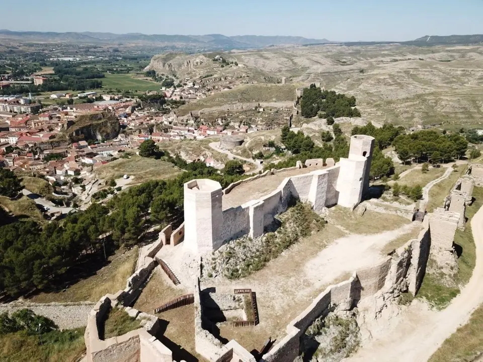 Conjunto Fortificado Isl&aacute;mico de Calatayud / AYUNTAMIENTO DE CALATAYUD