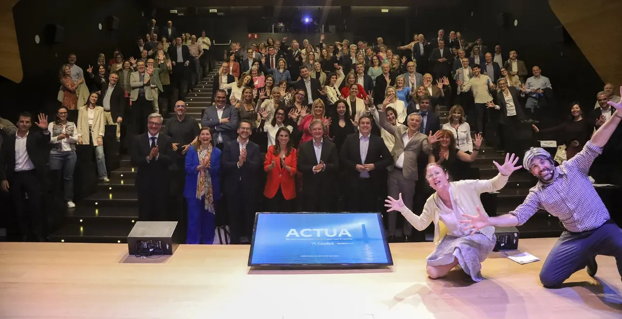 ACT&Uacute;A, el encuentro donde CaixaBank premia el compromiso social de sus empleados