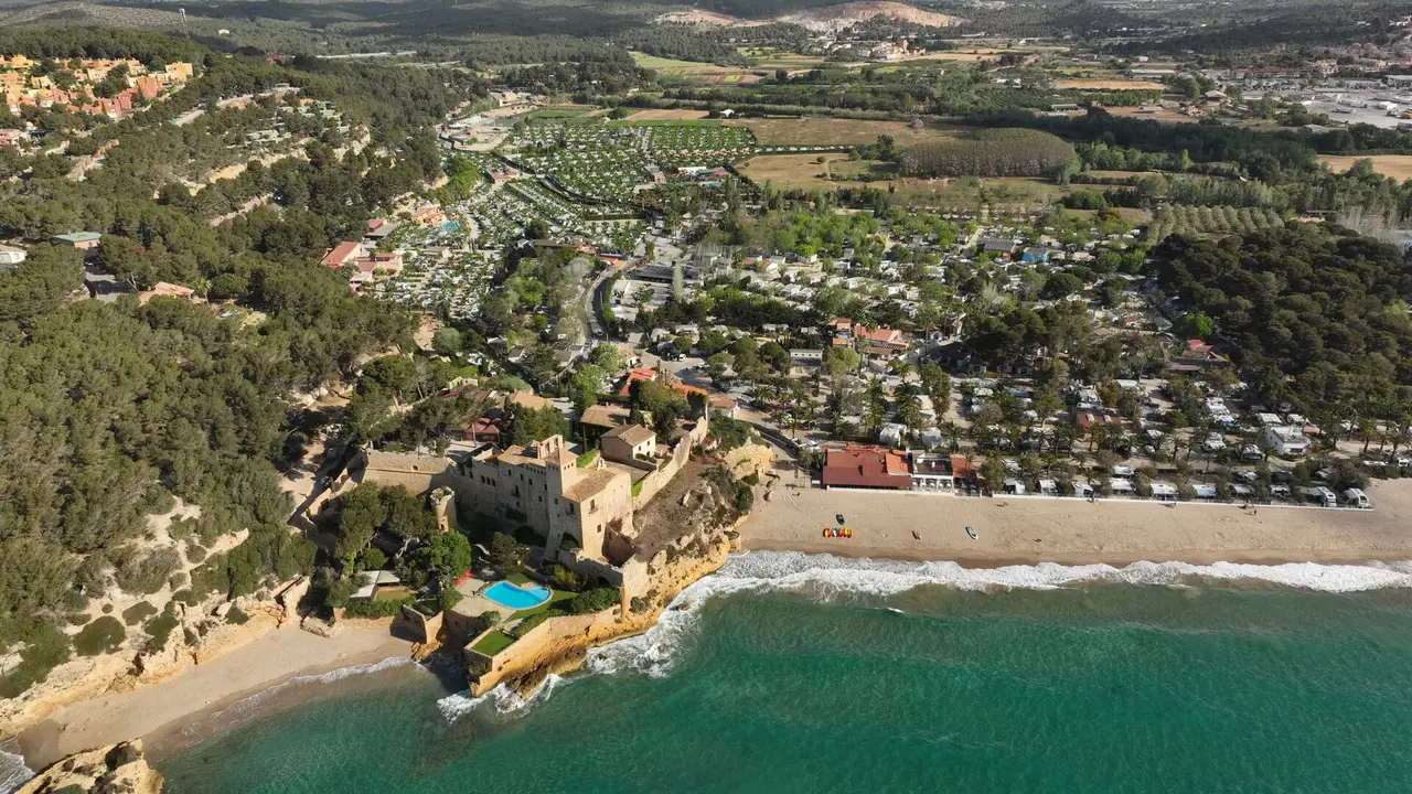 Tamarit Beach Restort
