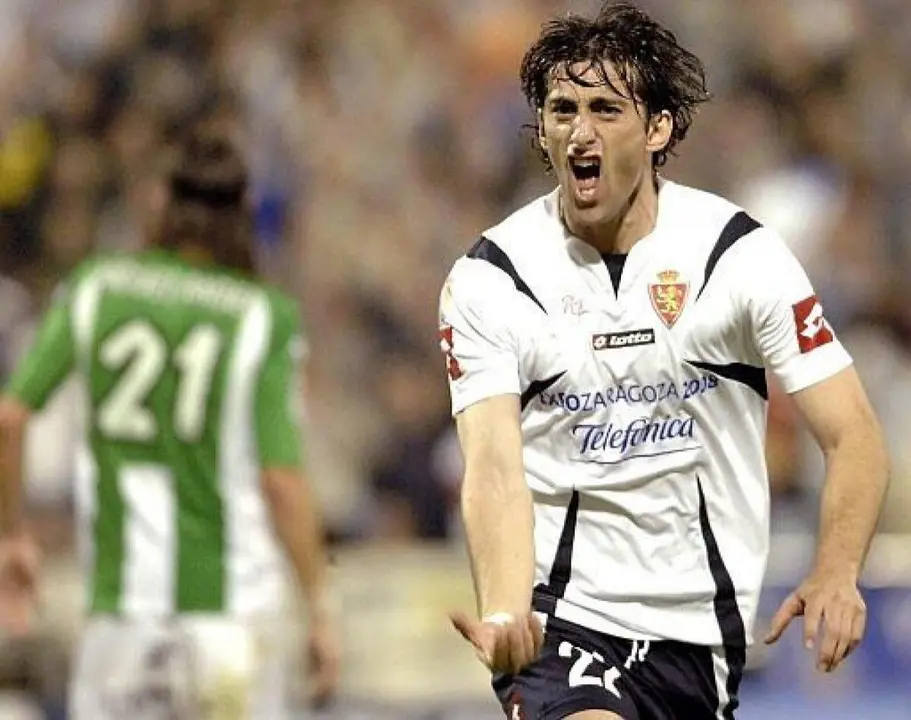 Diego Milito en La Romareda / EFE