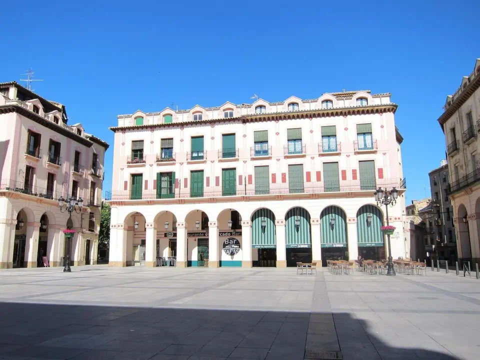 Archivo - Plaza De L&oacute;pez Allu&eacute; de Huesca. - EUROPA PRESS - Archivo