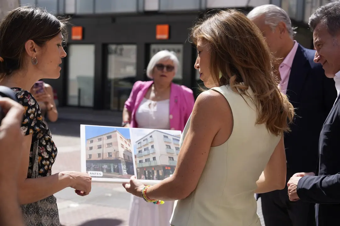La alcaldesa de Zaragoza, Natalia Chueca tras la rueda de prensa. /&Aacute;lvaro Calvo para HOY ARAG&Oacute;N