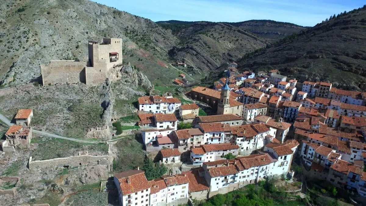As&iacute; es Alcal&aacute; de la Selva / V&iacute;a Ayuntamiento