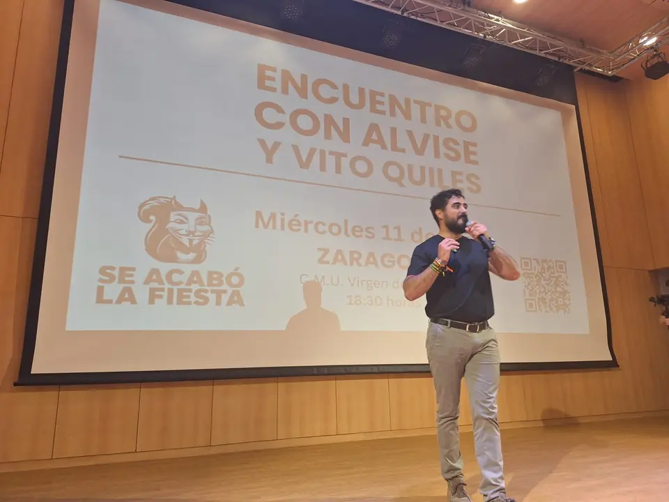 Alvise P&eacute;rez, en un acto en Zaragoza./ G.C
