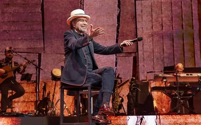 Joaqu&iacute;n Sabina en concierto. / MALDITOS ARTISTAS