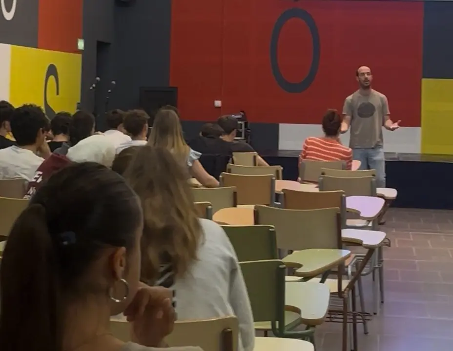 Centro de estudios CID imparte charlas gratuitas en institutos aragoneses sobre temas de salud mental