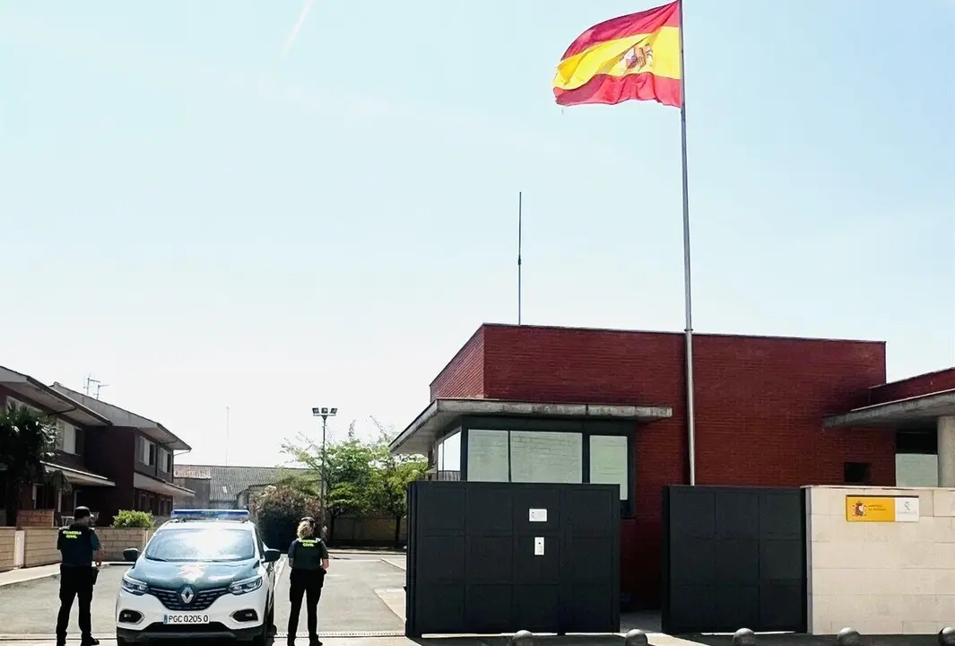 Puesto de la Guardia Civil de Tamarite de Litera
- GUARDIA CIVIL