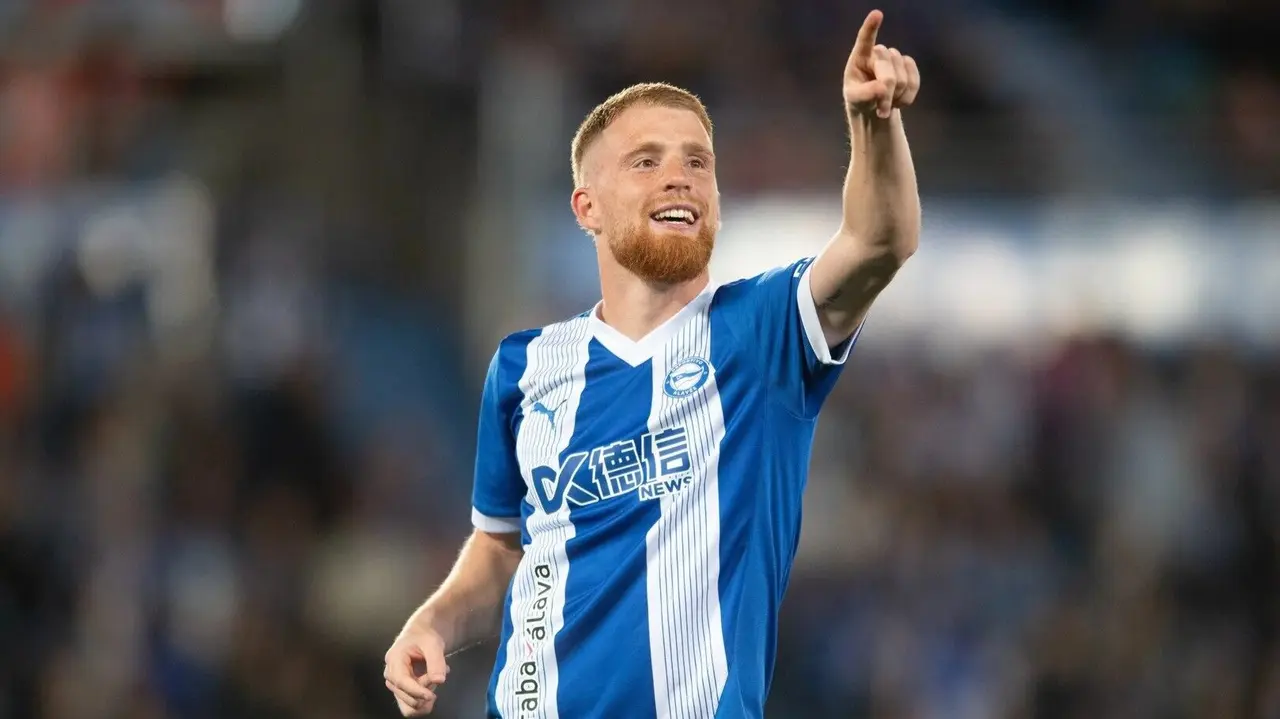 Carlos Vicente durante la celebraci&oacute;n de un gol / Deportivo Alav&eacute;s