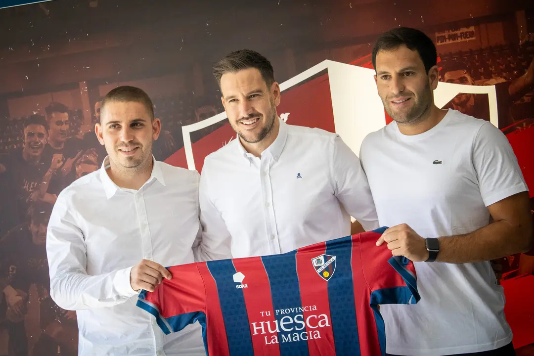 Sergi Guill&oacute; junto a Dani Soler y Pello Alkain / SD Huesca