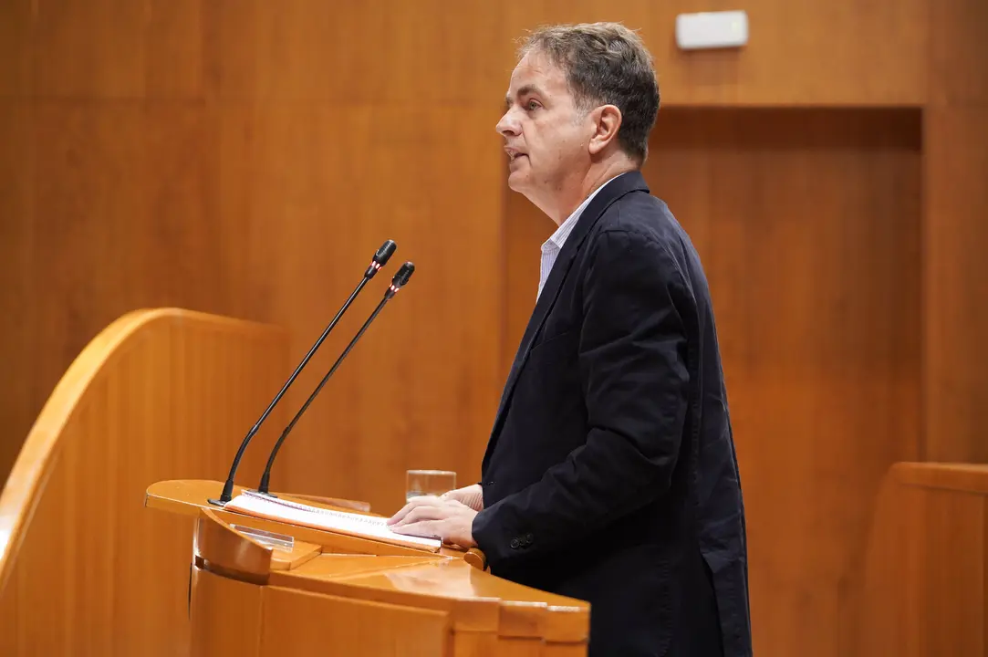 El consejero de Hacienda del Gobierno de Arag&oacute;n, Roberto Berm&uacute;dez de Castro, en las Cortes