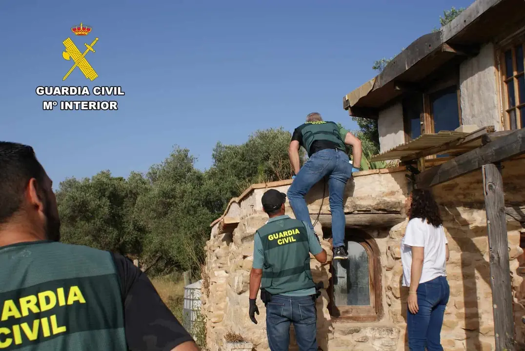 La Guardia Civil destapa un laboratorio de coca&iacute;na en este pueblo de Teruel / E.Press