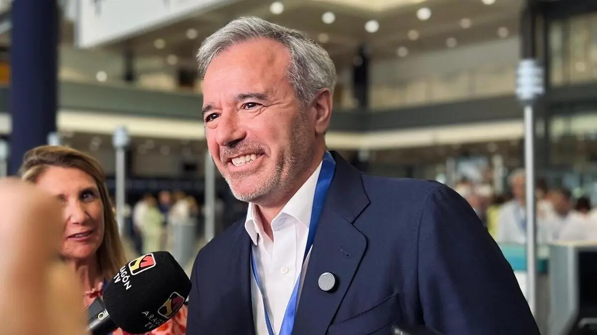 El presidente del Gobierno de Arag&oacute;n, Jorge Azc&oacute;n, tambi&eacute;n presidente del PP regional, en el XXI Congreso Nacional del PP.