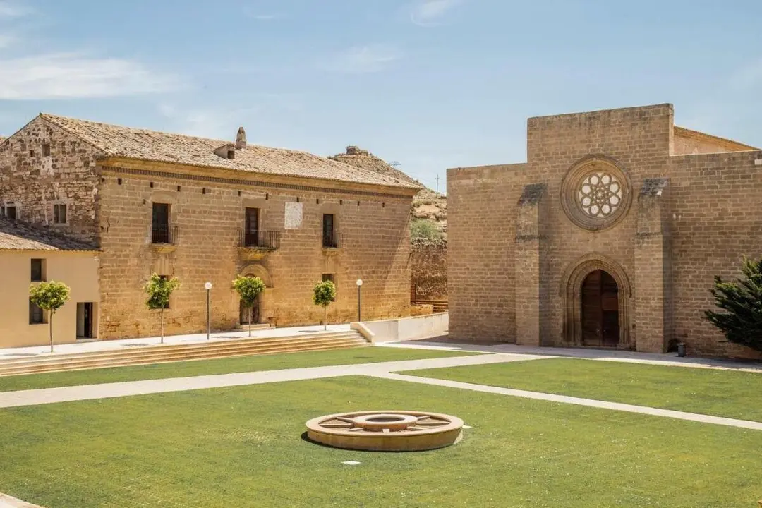 Hospeder&iacute;a del Monasterio de Nuestra Se&ntilde;ora de Rueda, en S&aacute;stago ./ Arag&oacute;n Hotels