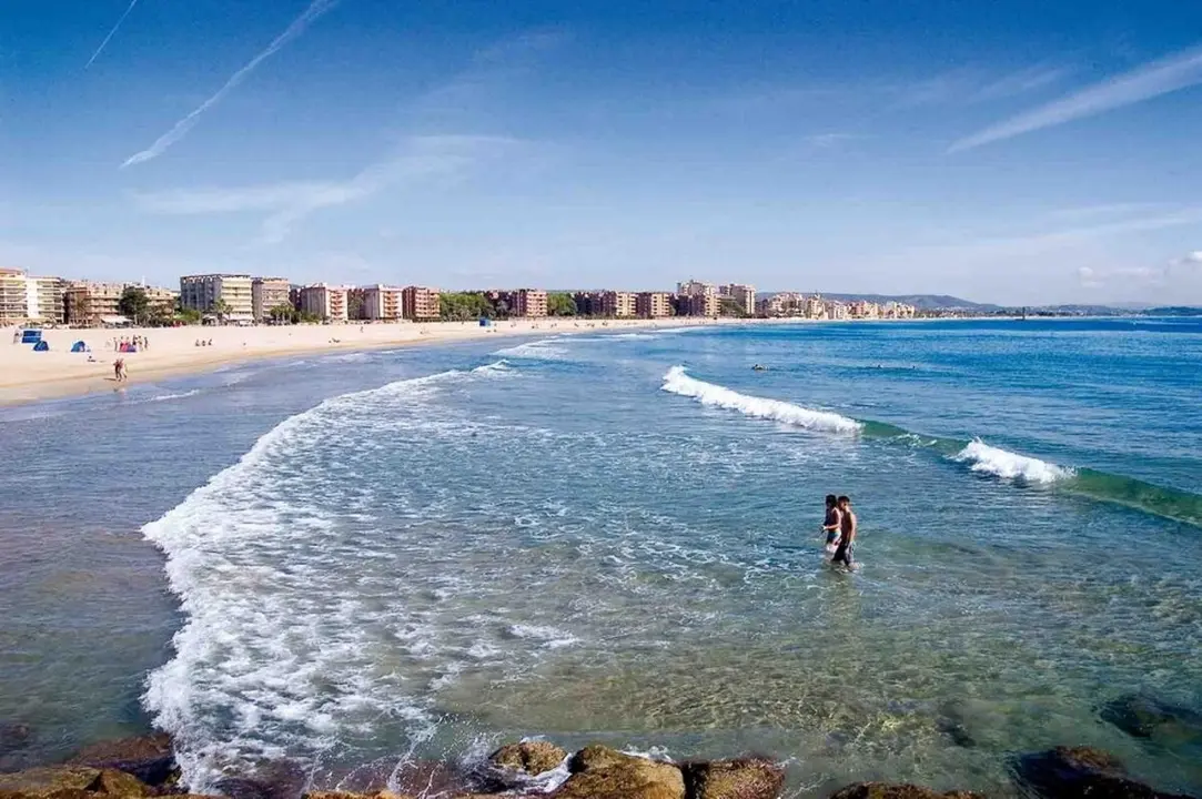 Playa de la Paella ./ Turismo Torredembarra