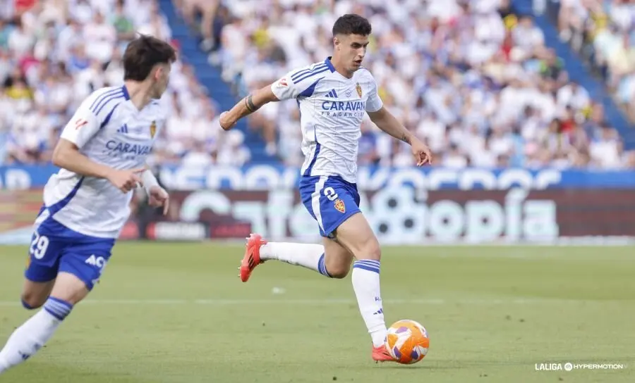 Marcos Luna junto a Pau Sans en un partido con el Real Zaragoza / LaLiga