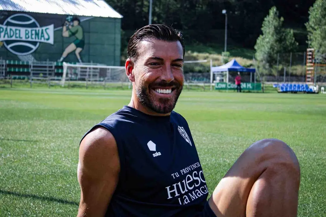 Sergi Enrich con la SD HUESCA / SD HUESCA