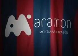 Patrocino de Aram&oacute;n en la camiseta de la SD Huesca.