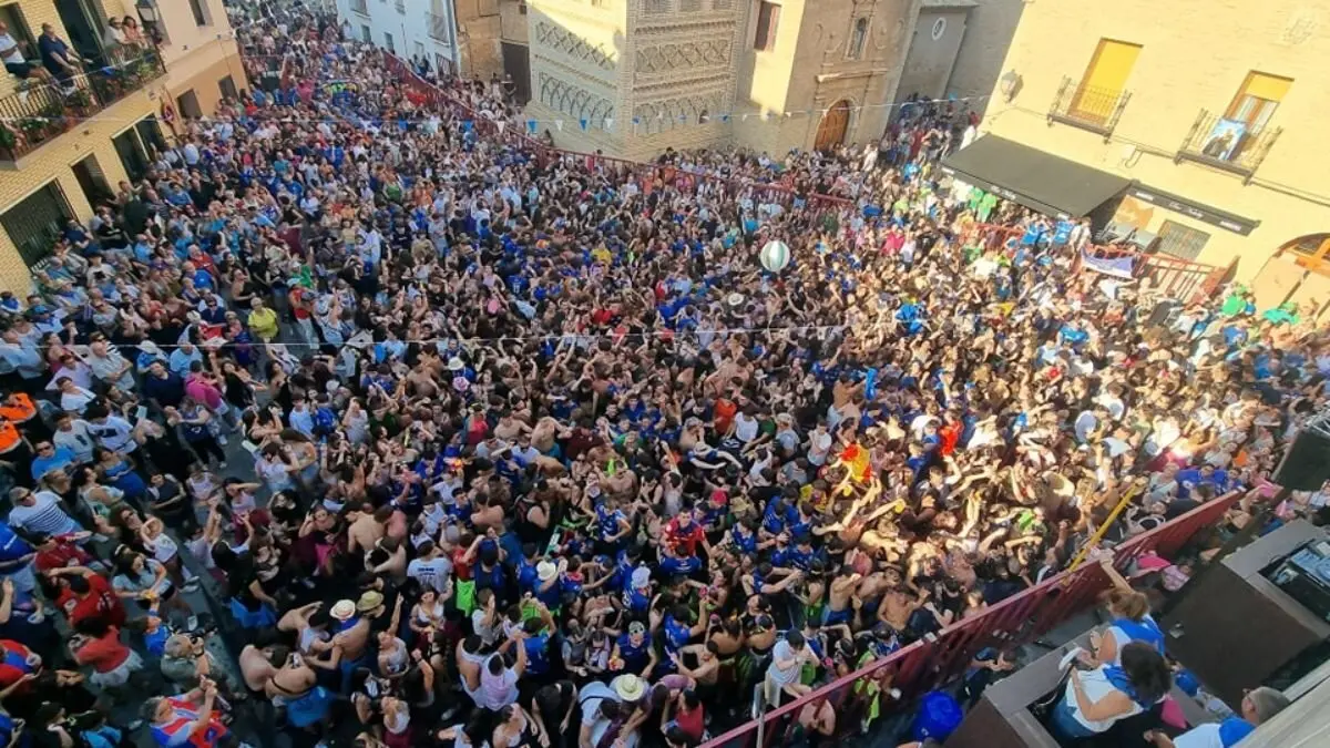 Imagen de archivo del chupinazo de las fiestas de Santa Ana de Utebo.