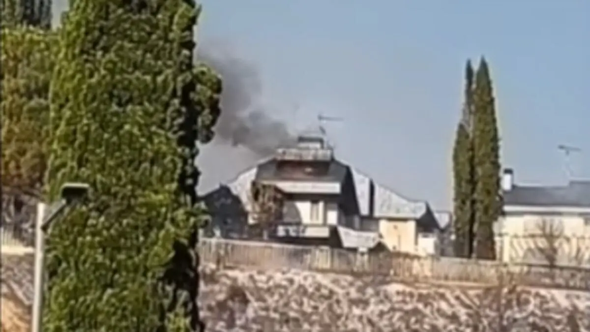 El incendio que oblig&oacute; a evacuar a 40 personas en Barbastro ya est&aacute; controlado  / Diario de Huesca