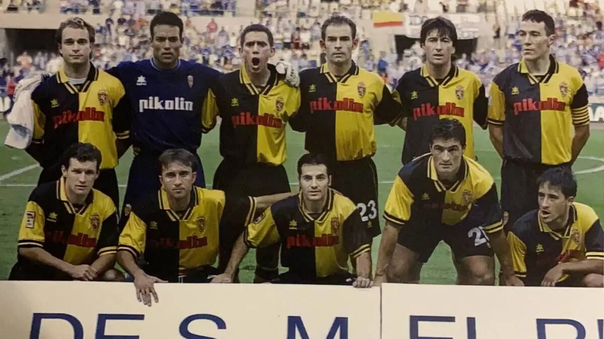 Real Zaragoza con Luanvi