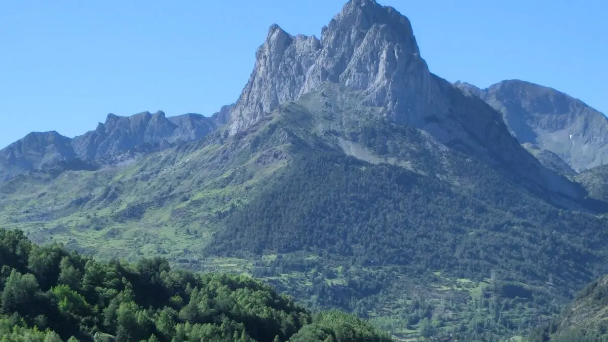 Pe&ntilde;a Foratata, Sallent de G&aacute;llego / Valle de Tena