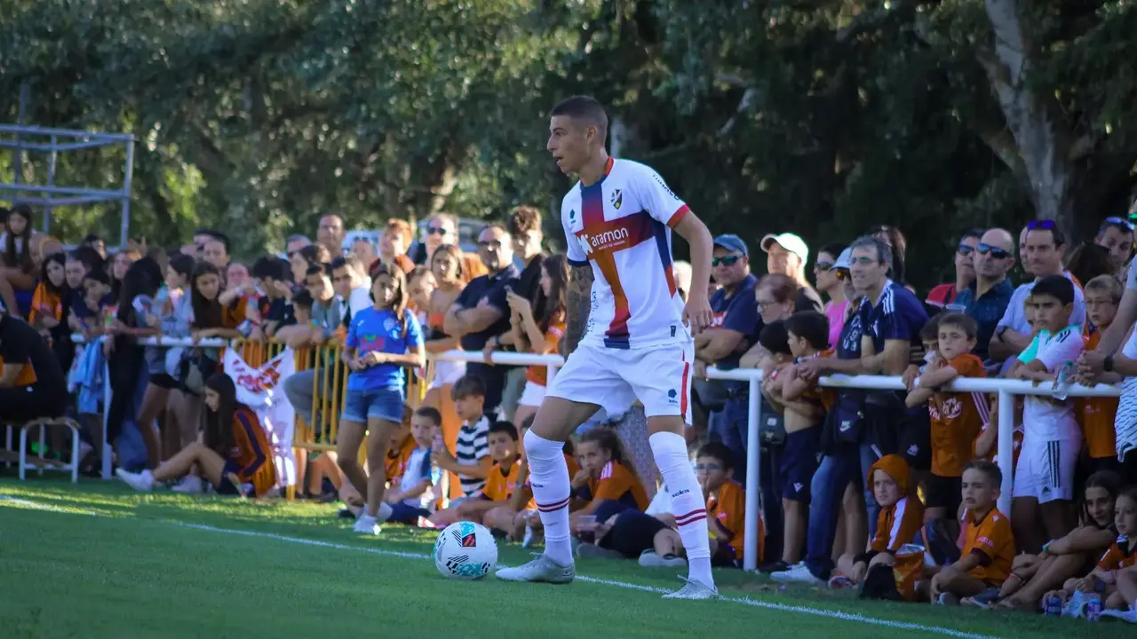 Sergio Arribas con la SD Huesca / SDH
