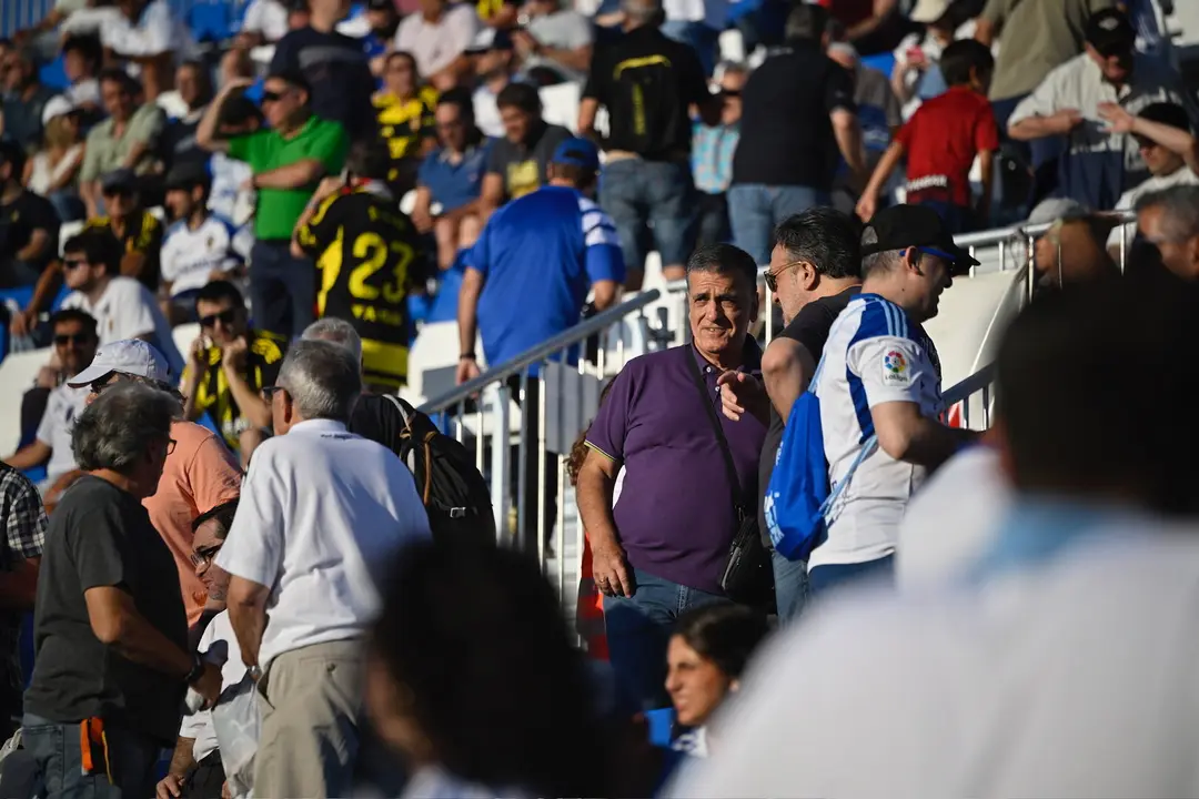 Afici&oacute;n del Real Zaragoza en el Ibercaja Estadio / Marcos Cebri&aacute;n