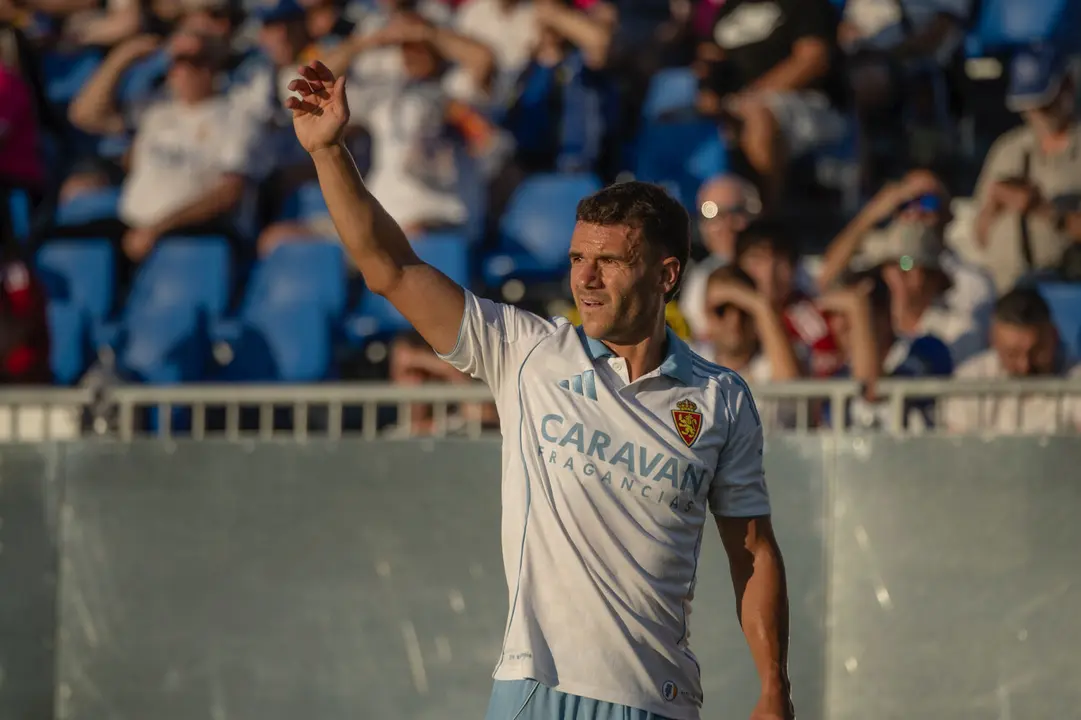 Ager Aketxe durante un partido con el Real Zaragoza / Marcos Cebri&aacute;n