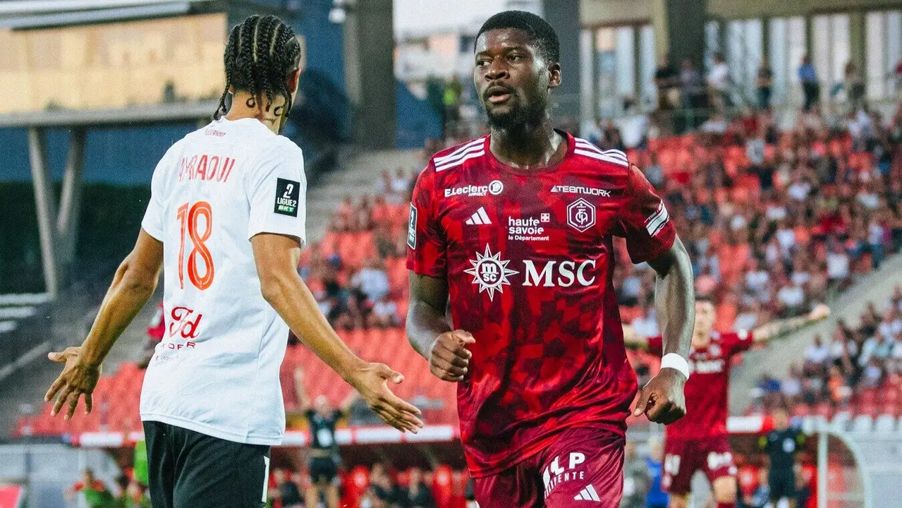 Samuel Ntamack durante un partido con el FC Annecy / FC Annecy