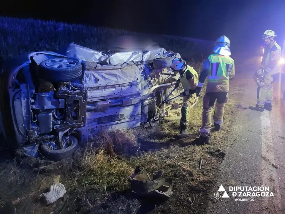 Uno de los veh&iacute;culos implicados en el accidente.
- DIPUTACI&Oacute;N DE ZARAGOZA